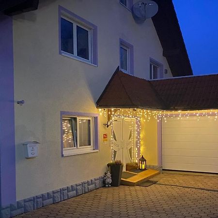 פלדברג Haus Zeichner 4 Zimmer Ferienwohnung מראה חיצוני תמונה